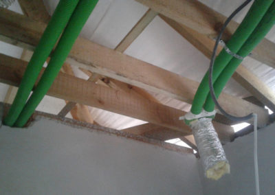 Instalacja na drewnie